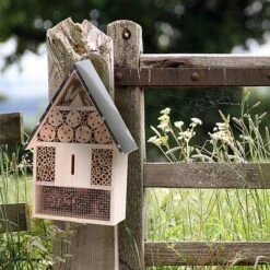 Idooka Large Insect Hotel -EcoFlora Sales Shop BUG HOTEL.LARGE .Lifestyle