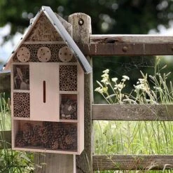 Idooka Large Insect Hotel -EcoFlora Sales Shop BUG HOTEL.XL .Lifestyle