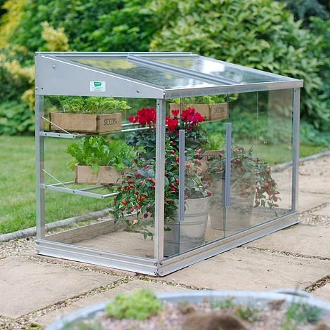 Half Growhouse 3 Half Growhouse